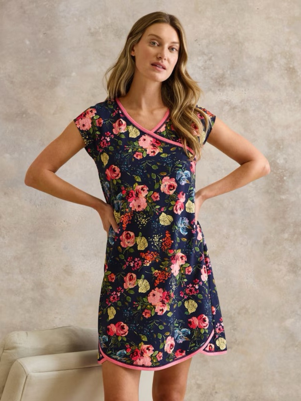 Garnet Hill Asian Wrap Cotton Nightgown Cap Sleeve Size Small. Navy floral. - Picture 10 of 10